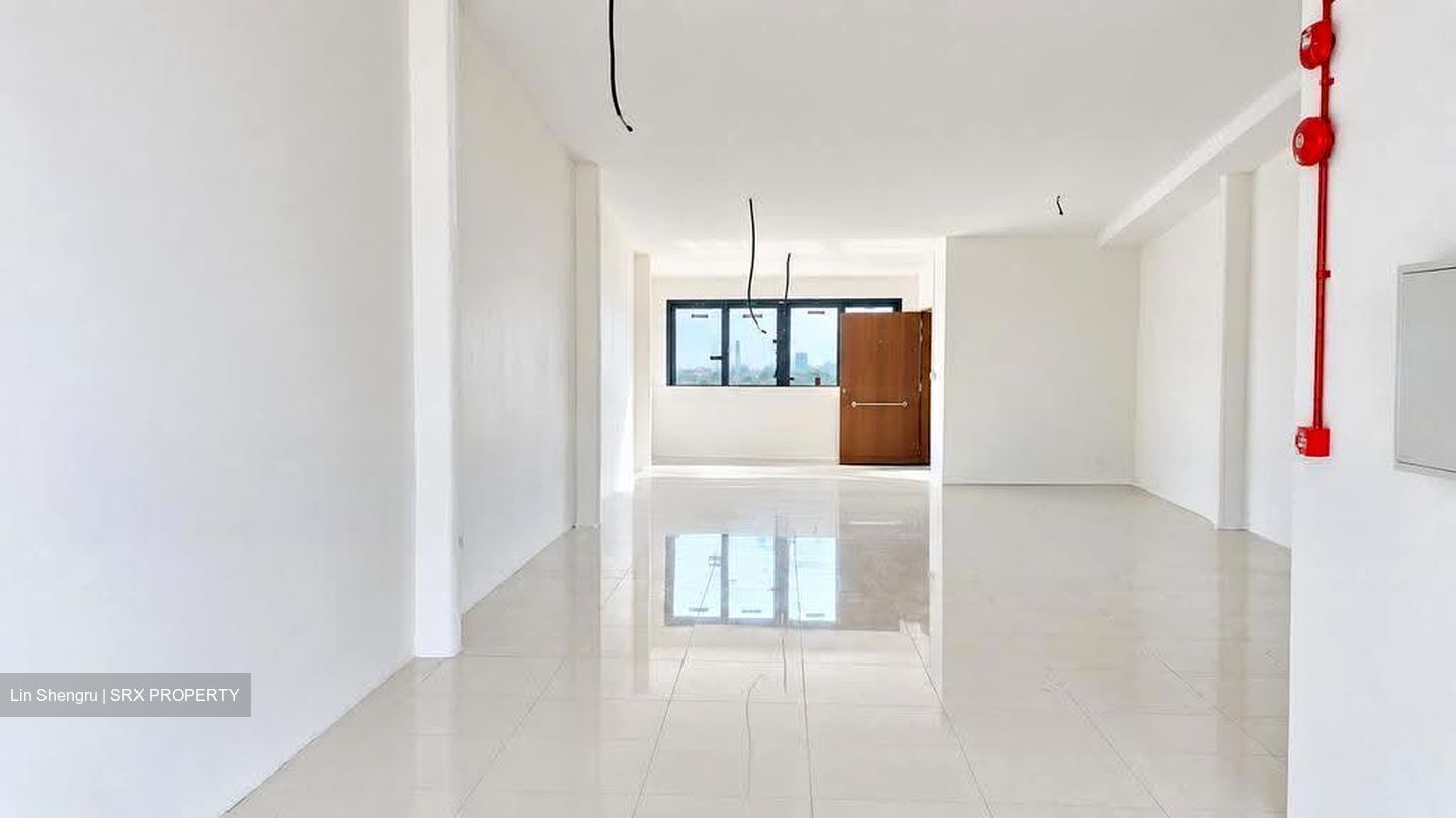 Upper Thomson Road (D20), Shop House #627455771